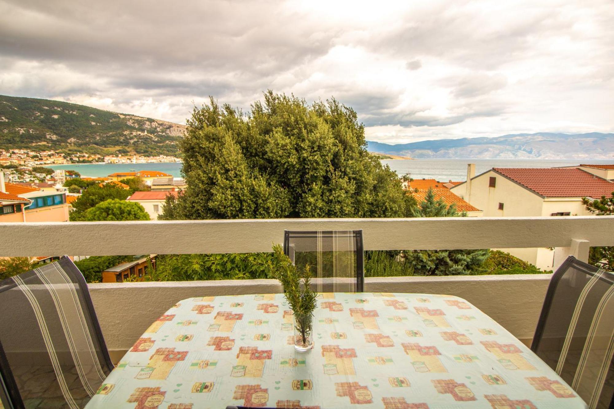 Renata Apartment With A View Baška Esterno foto